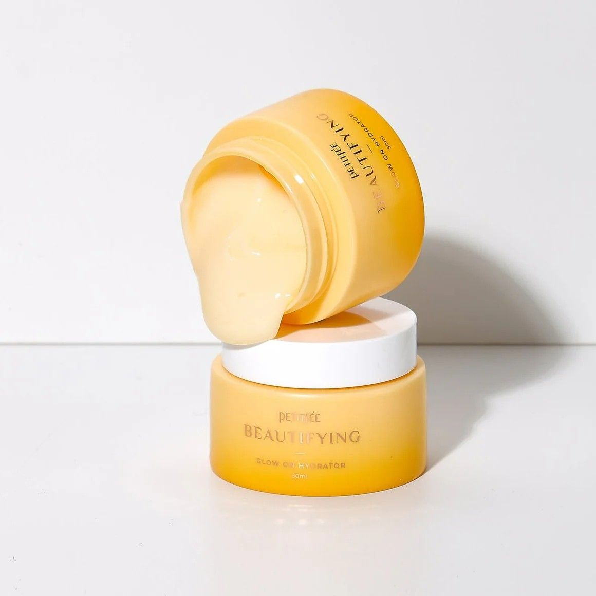 Petitfee Beautifying Glow 2- i- 1 Fuktighetskrem fra KaRebeauty - Glød og Pleie i ett (50ml)