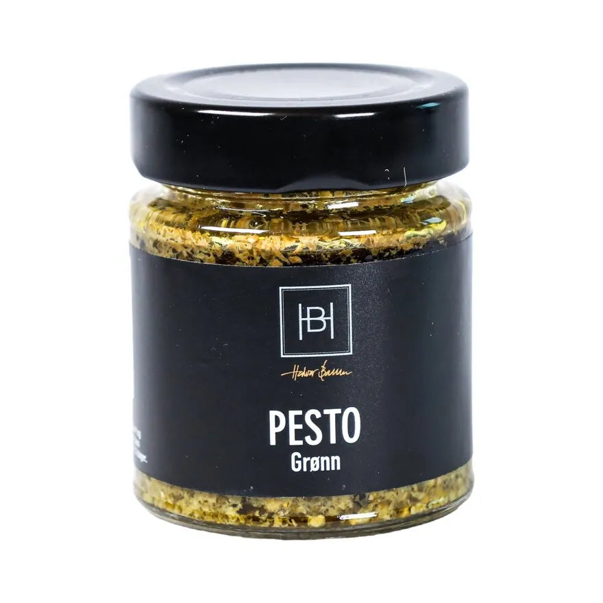 Hjemmelaget grønn pesto med basilikum - håndlaget av Amundsen, perfekt til pasta og tapas