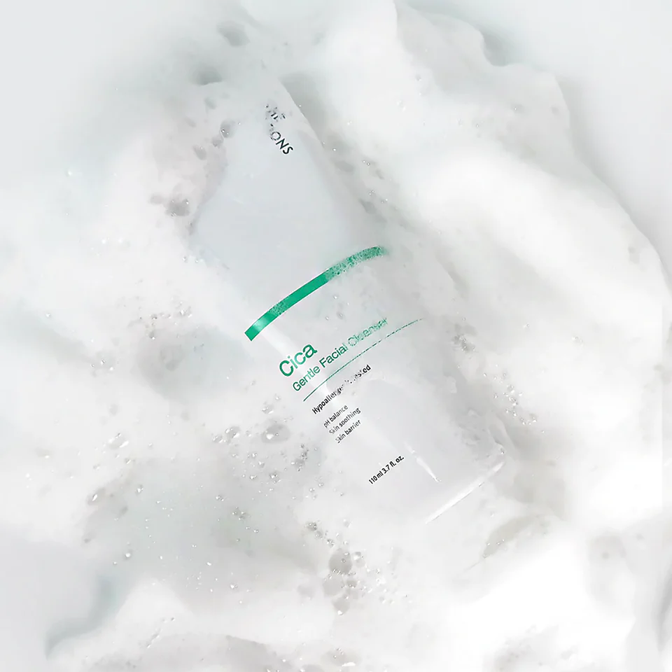 The Potions Cica Gentle Facial Cleanser - Skånsom ansiktsrens for sensitiv hud (110 ml)